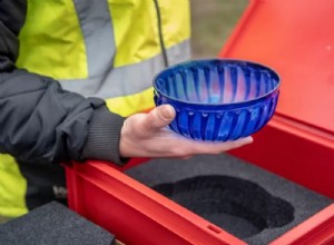 A glass bowl from the Roman period discovered in an exceptional state of preservation 