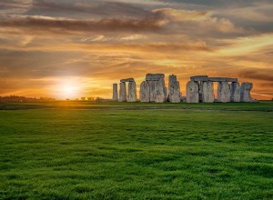 Stonehenge:in England, the mystery of the  hanging stones  